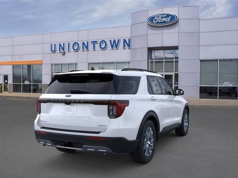 New 2026 Ford Explorer Active w/ Active Comfort Package AWD/4WD image 8