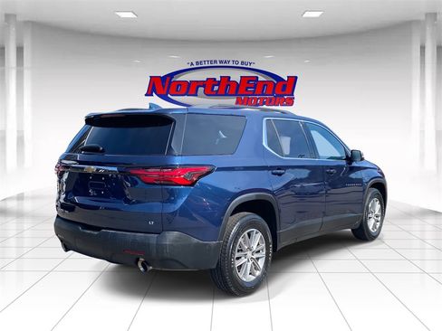 Used 2022 Chevrolet Traverse LT image 7