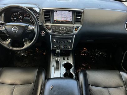 Used 2020 Nissan Pathfinder SL