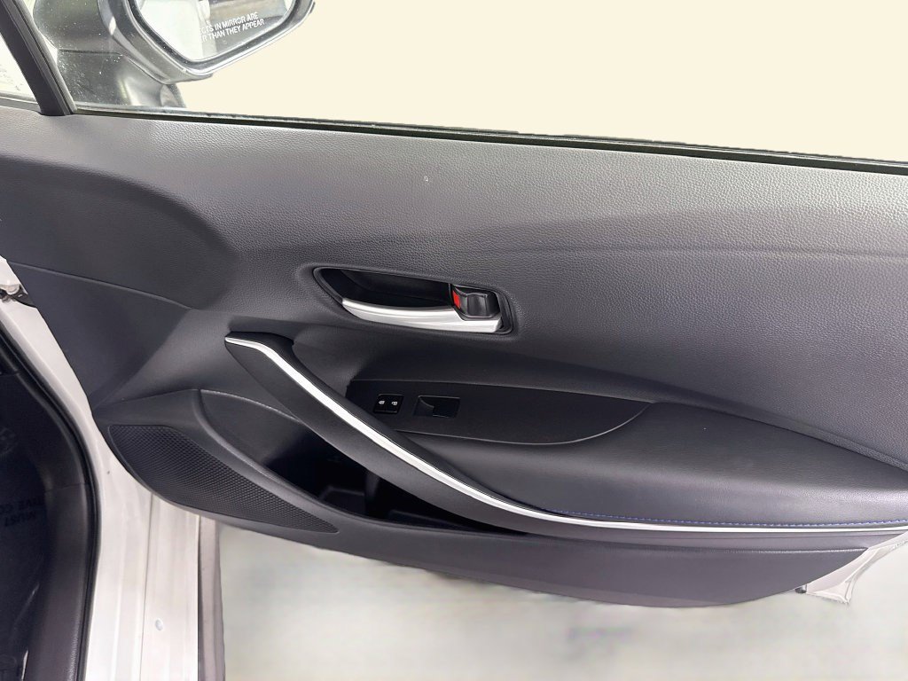 Used 2021 Toyota Corolla SE FWD image 29