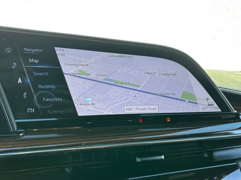 Used 2024 Cadillac Escalade Premium Luxury image 26