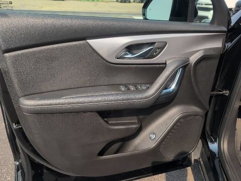 Used 2023 Chevrolet Blazer LT w/ Convenience Package FWD image 16