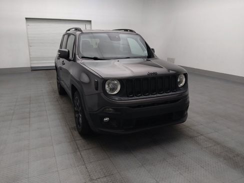 Used 2018 Jeep Renegade Altitude FWD image 14