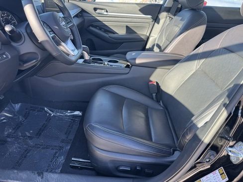 Used 2023 Nissan Altima 2.5 SL image 6