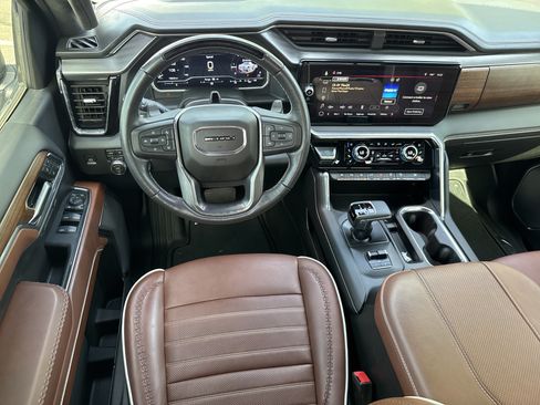 Used 2023 GMC Sierra 1500 Denali Ultimate AWD/4WD image 12