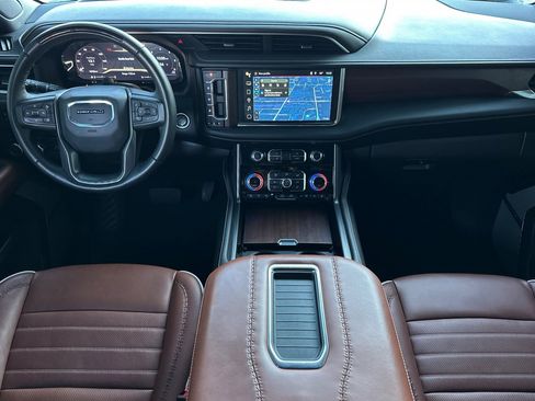 Used 2024 GMC Yukon Denali Ultimate image 13