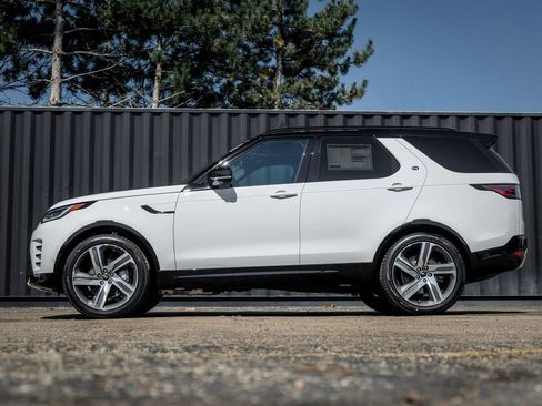 New 2026 Land Rover Discovery Dynamic SE AWD/4WD image 3