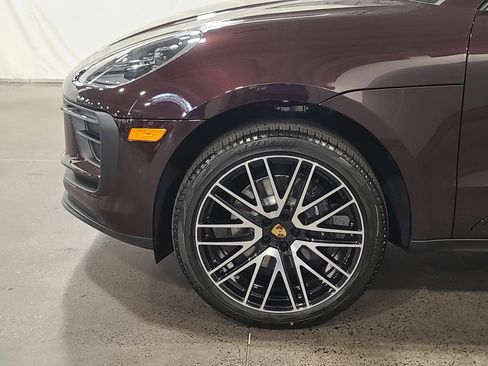 New 2026 Porsche Macan AWD/4WD image 34