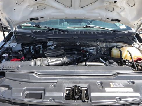 Used 2022 Ford F350 XL w/ Power Equipment Group RWD image 12
