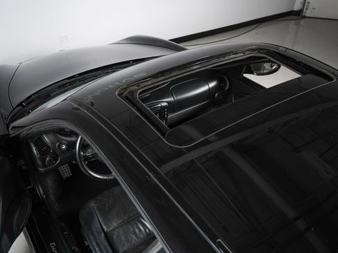 Used 2001 Porsche 911 Turbo AWD/4WD image 42