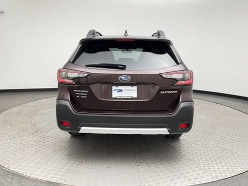 Used 2023 Subaru Outback Limited AWD/4WD image 3
