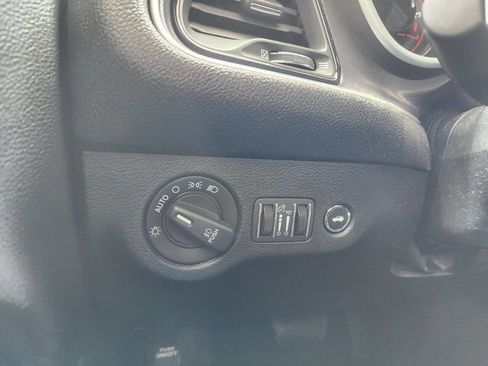 Used 2017 Dodge Challenger GT w/ Driver Convenience Group image 12