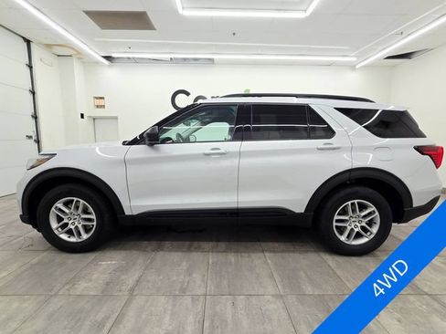 Certified 2026 Ford Explorer Active AWD/4WD image 2