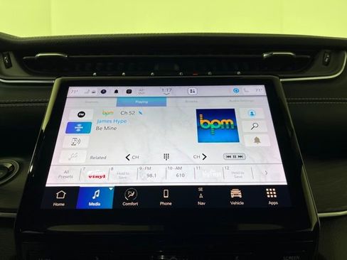 Used 2023 Jeep Grand Cherokee L Limited w/ Black Appearance Package image 28