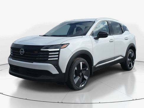 New 2026 Nissan Kicks SR image 9