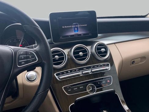 Used 2018 Mercedes-Benz C 300 Sedan image 7