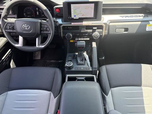 Used 2026 Toyota Tacoma TRD Off-Road AWD/4WD image 28
