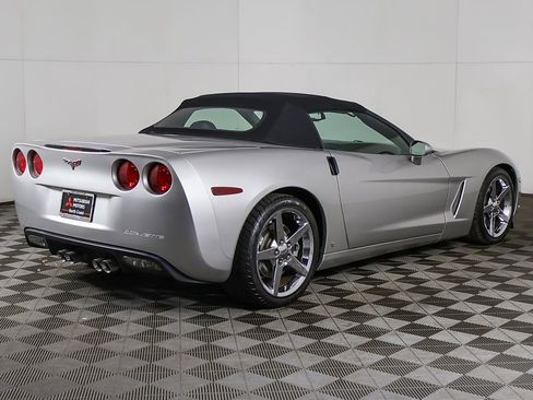 Used 2007 Chevrolet Corvette Convertible w/ Preferred Equipment Group RWD image 8