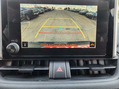 Used 2023 Toyota RAV4 SE w/ Convenience Package AWD/4WD image 17