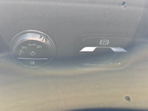 Used 2023 Mercedes-Benz EQS 450+ 4MATIC SUV image 14