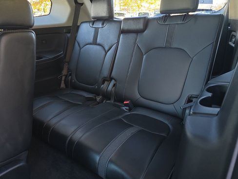 Used 2024 Honda Pilot EX-L image 32