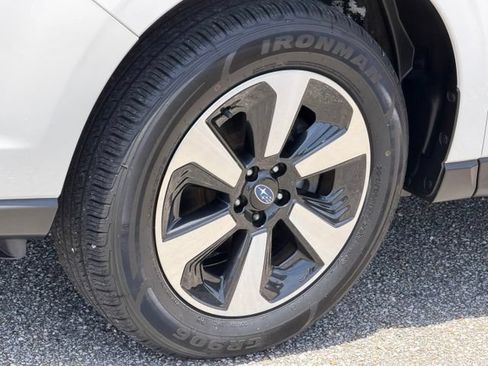 Used 2018 Subaru Forester 2.5i Premium AWD/4WD image 10