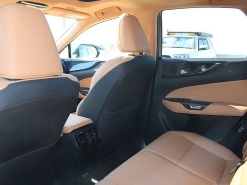 Certified 2025 Lexus NX 250 FWD w/ Premium Package image 9