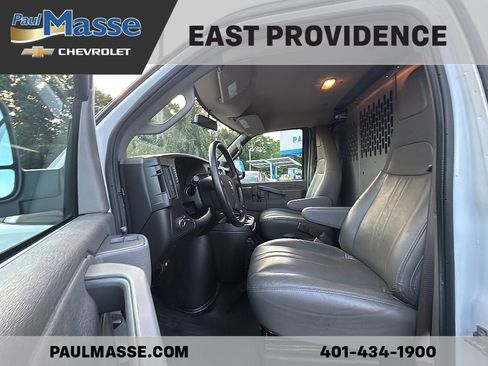 Certified 2022 Chevrolet Express 3500 Extended w/ Driver Convenience Package RWD image 16