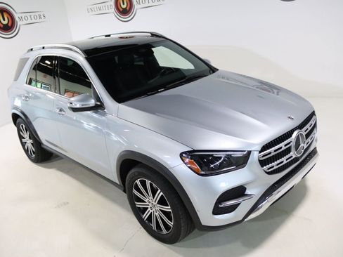 Used 2025 Mercedes-Benz GLE 350 4MATIC w/ Winter Package image 76