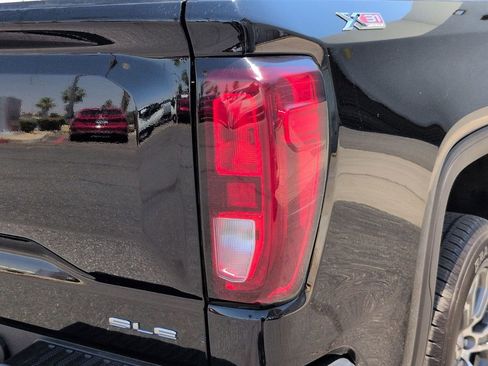 Used 2023 GMC Sierra 1500 SLE AWD/4WD image 11