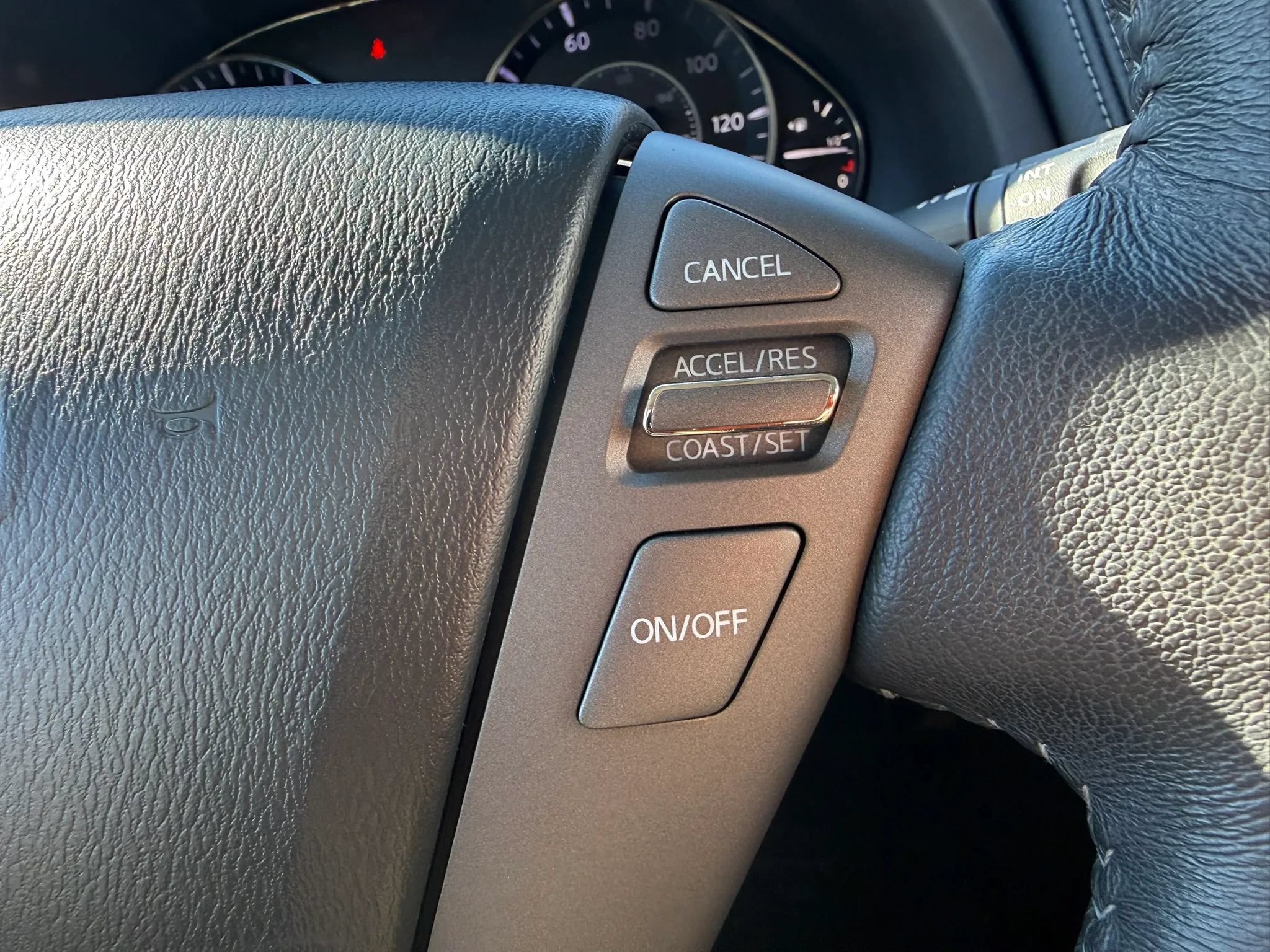 Used 2017 Nissan Armada SL w/ Interior Lighting Package AWD/4WD image 25