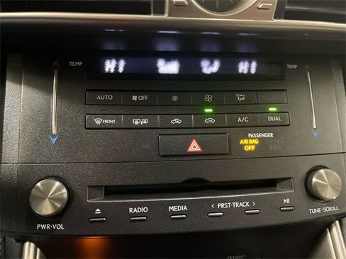 Used 2015 Lexus IS 250 image 19