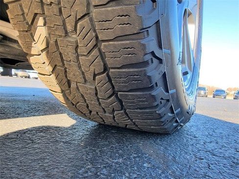 Certified 2023 Ford Edge SEL w/ Sport Appearance Package image 17