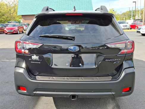 Certified 2025 Subaru Outback Onyx Edition XT image 5