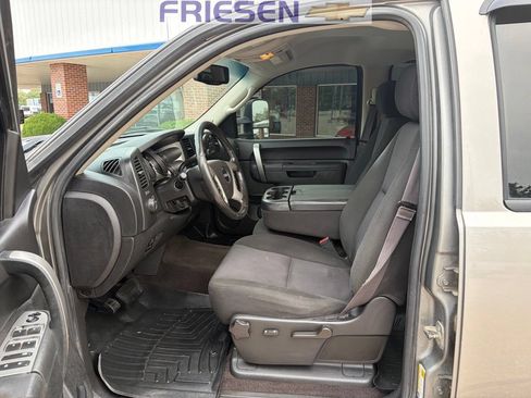 Used 2014 GMC Sierra 2500 SLE w/ SLE Preferred Package AWD/4WD image 10