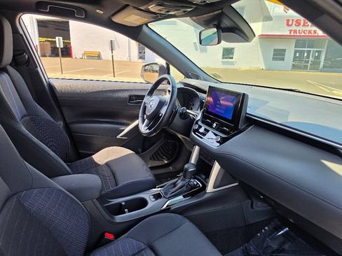 Used 2024 Toyota Corolla Cross AWD Hybrid w/ Moonroof Package image 11
