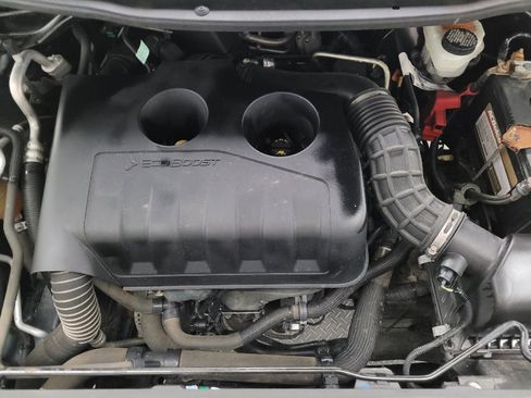 Used 2017 Ford Explorer XLT w/ Equipment Group 202A image 30