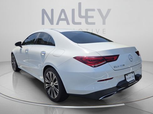 Used 2021 Mercedes-Benz CLA 250 image 3
