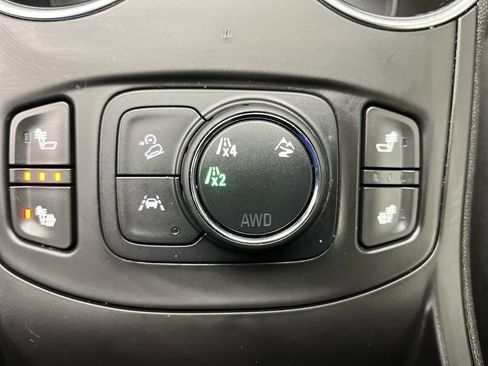 Certified 2024 GMC Terrain SLT image 16