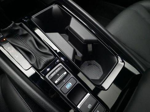 Used 2024 Honda Accord Sport image 16