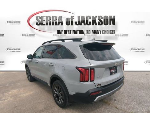Certified 2022 Kia Sorento SX Prestige w/ Rust Color Package AWD/4WD image 6