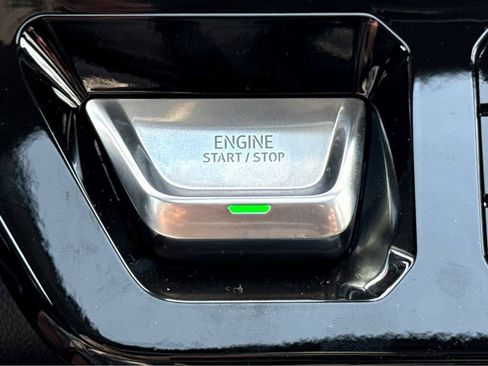 New 2026 GMC Sierra 2500 Denali w/ Denali Reserve Package AWD/4WD image 18