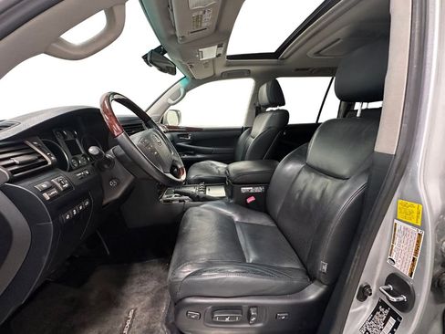 Used 2011 Lexus LX 570 4WD image 10
