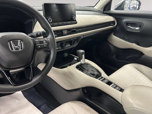 Used 2024 Honda HR-V LX image 10