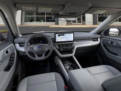 New 2025 Ford Explorer Active w/ Active Comfort Package image 9