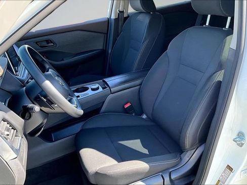 Used 2023 Nissan Rogue S AWD/4WD image 20