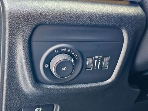 New 2025 Jeep Grand Cherokee Limited image 15