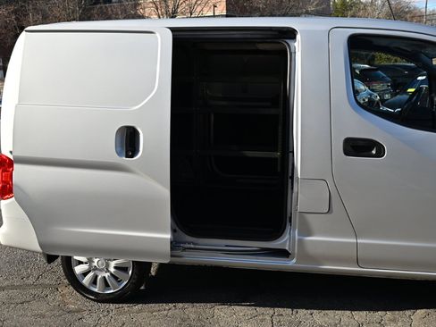 Used 2020 Nissan NV200 SV w/ Back Door Glass Package image 29