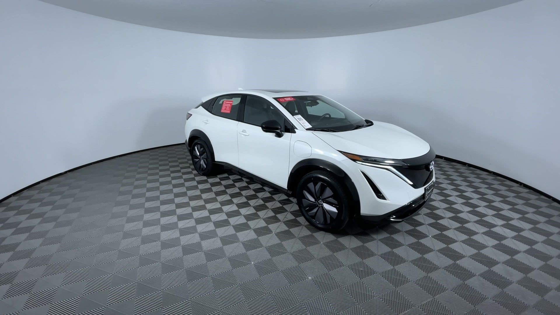 Certified 2024 Nissan Ariya AWD image 2
