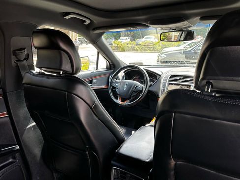 Used 2018 Lincoln MKX Reserve w/ Lincoln MKX Climate Package AWD/4WD image 26